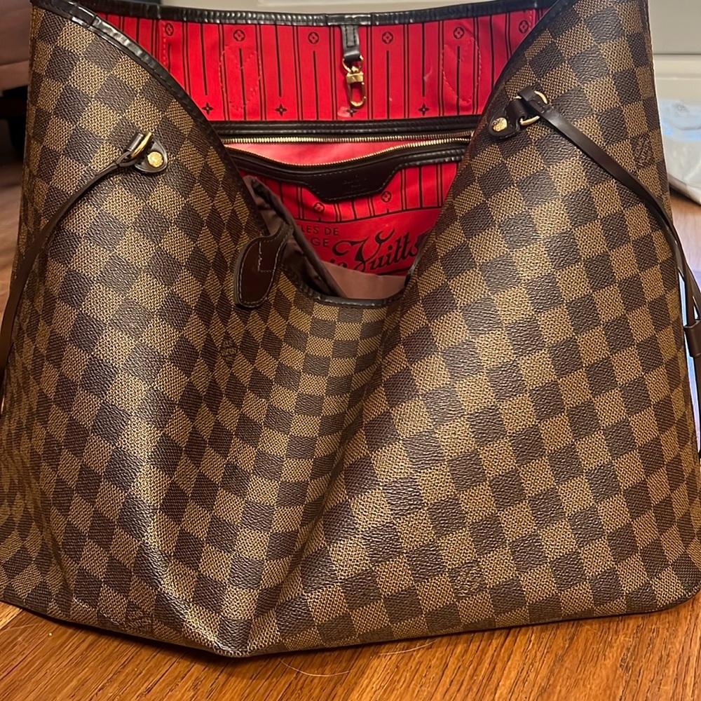 SOLD Louis Vuitton Neverfull GM